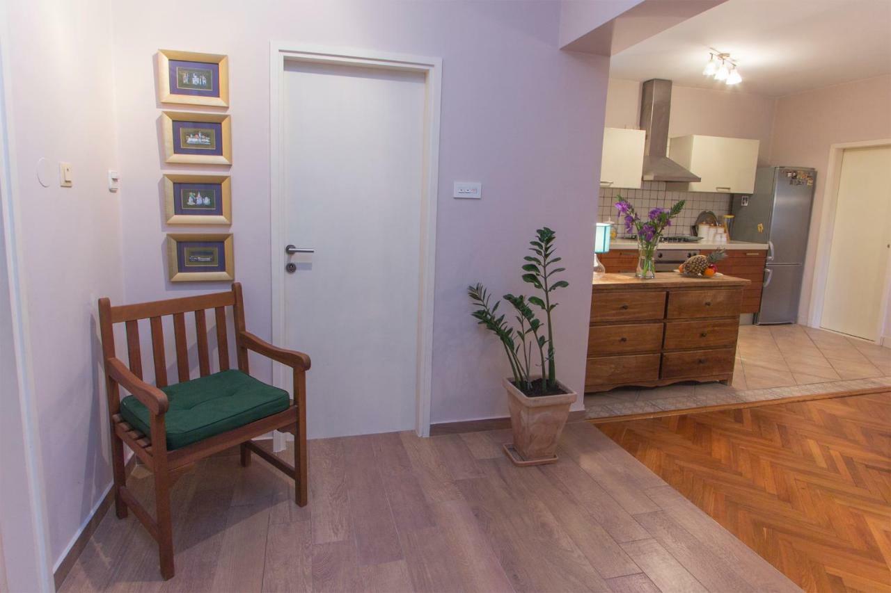 Varga Apartment *
